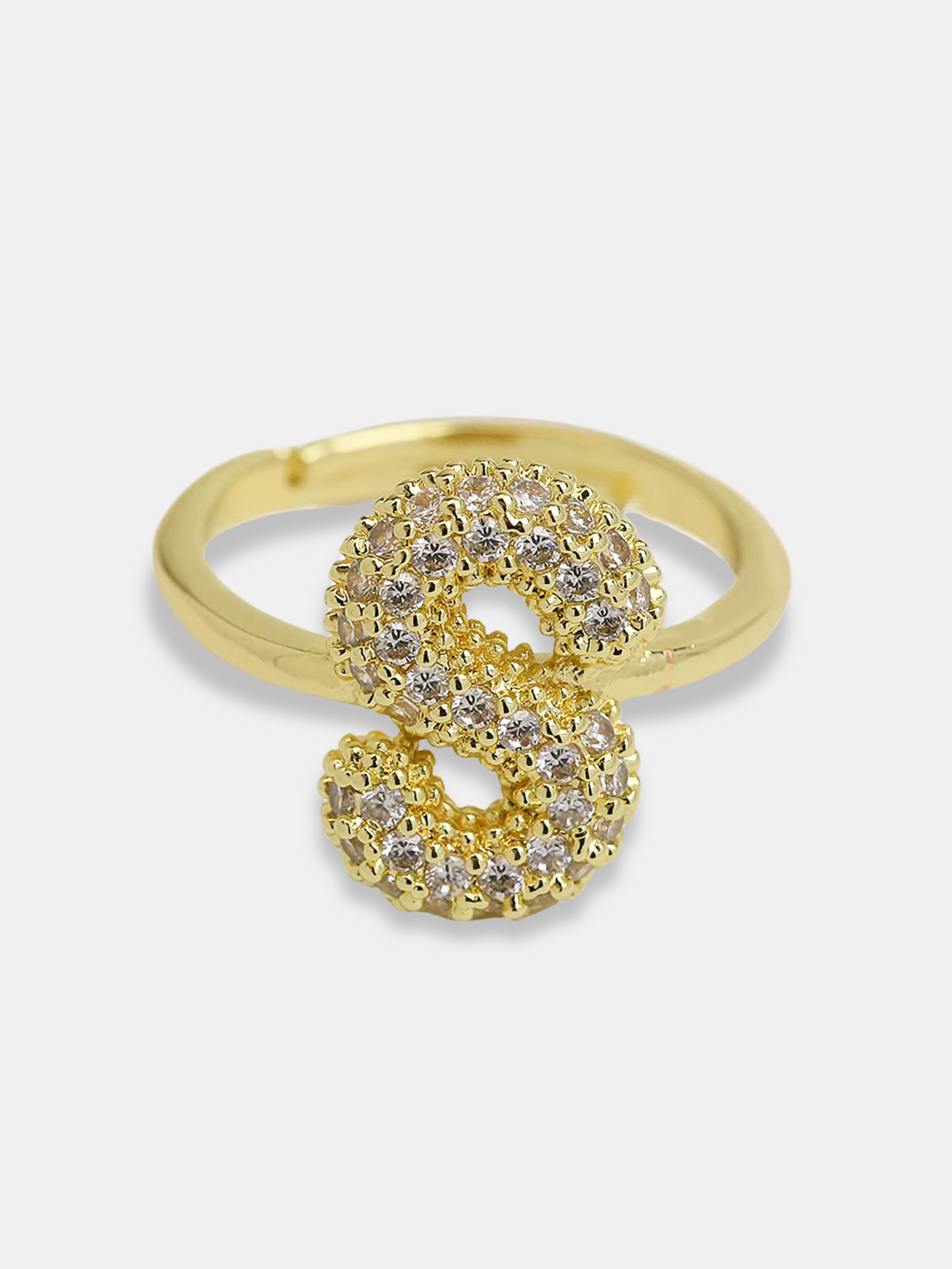 Anello con lettera personalizzata